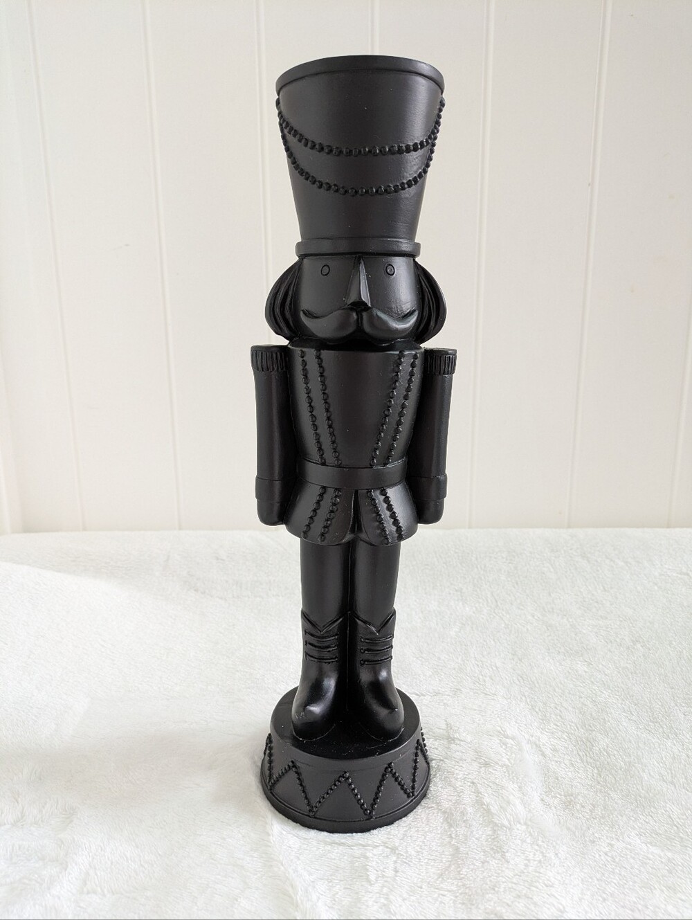 NWOT Matte Black Resin Nutcracker